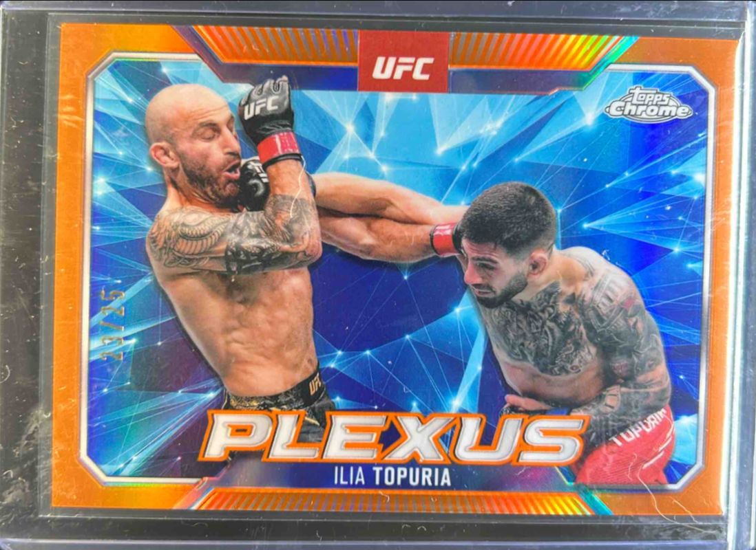 Ilia Topuria 2025 Topps Chrome UFC #PLX-6 Plexus - Orange Refractor /25 RAW
