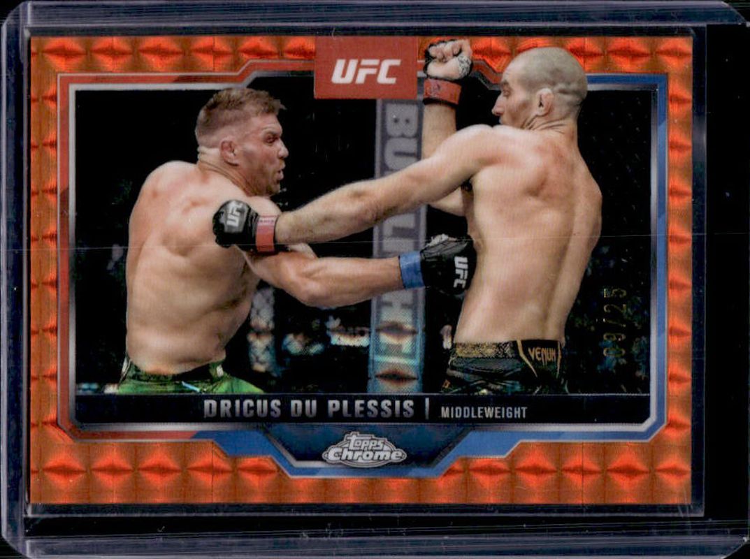 Dricus du Plessis 2025 Topps Chrome UFC #137 Orange Geometric Refractor /25 RAW