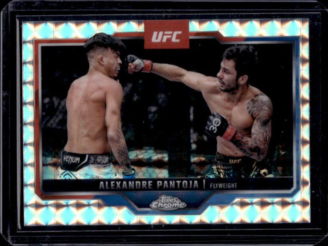 Alexandre Pantoja 2025 Topps Chrome UFC #188 Geometric Refractor RAW
