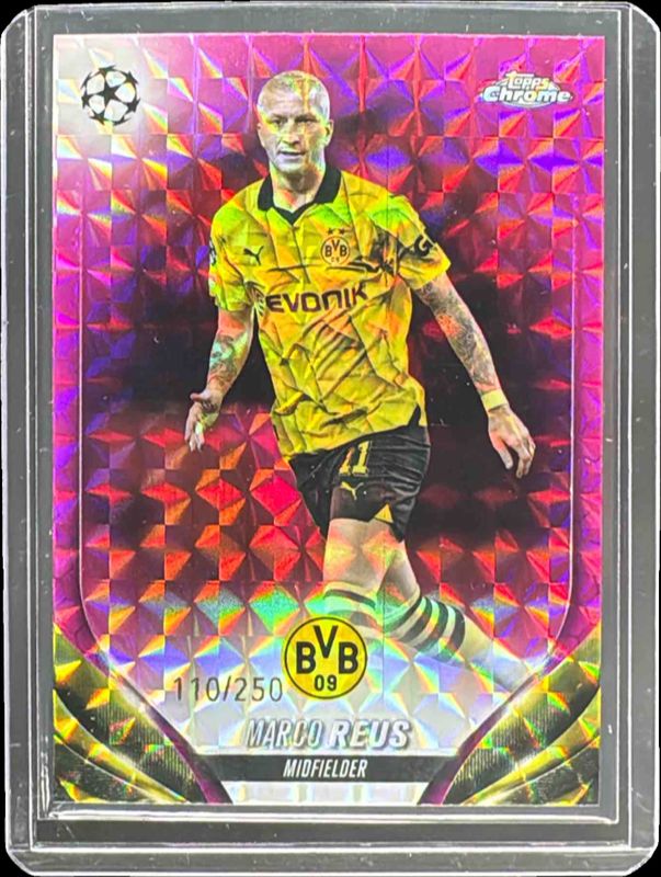 2023 Topps Chrome UEFA Club Competitions #173 Pink Geometric Refractor /250