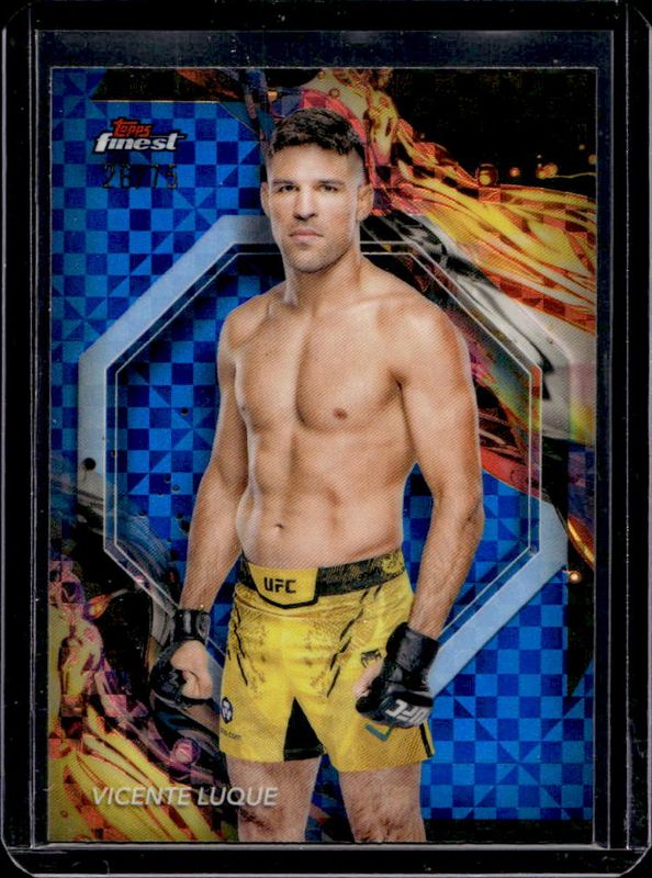 2024 Topps Finest UFC #133 Blue Checkerboard Refractor