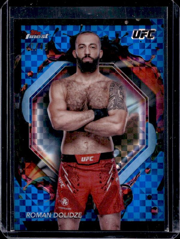 Roman Dolidze 2024 Topps Finest UFC #202 Blue Checkerboard Refractor RAW