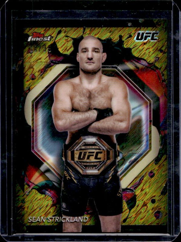 Sean Strickland 2024 Topps Finest UFC #234 Gold Shimmer Refractor /39 RAW