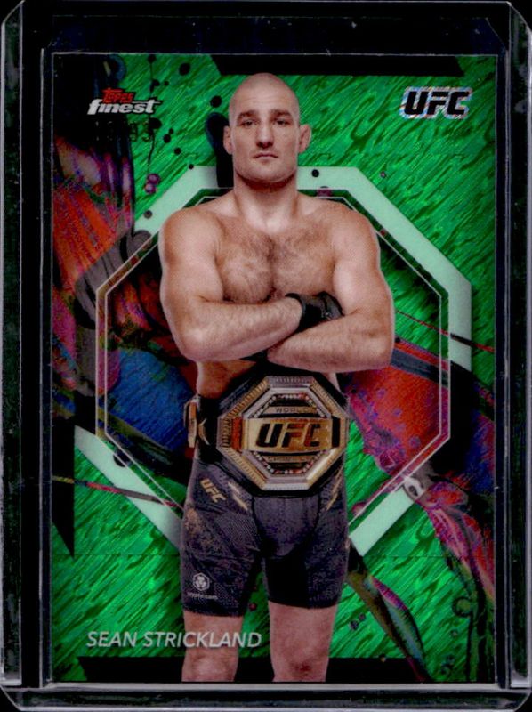 Sean Strickland 2024 Topps Finest UFC #45 Green Shimmer /93 RAW