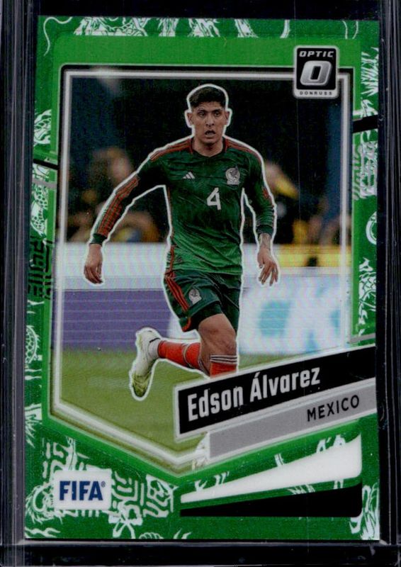 2023 Donruss #37 Optic - Dragon Scale /8