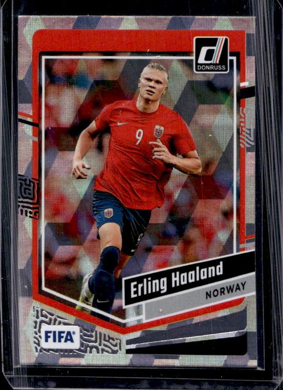 Erling Haaland 2023 Donruss #41 Cubic RAW