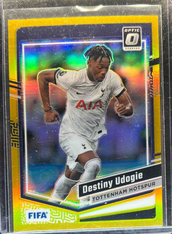 2023 Donruss #107 Optic - Gold /10