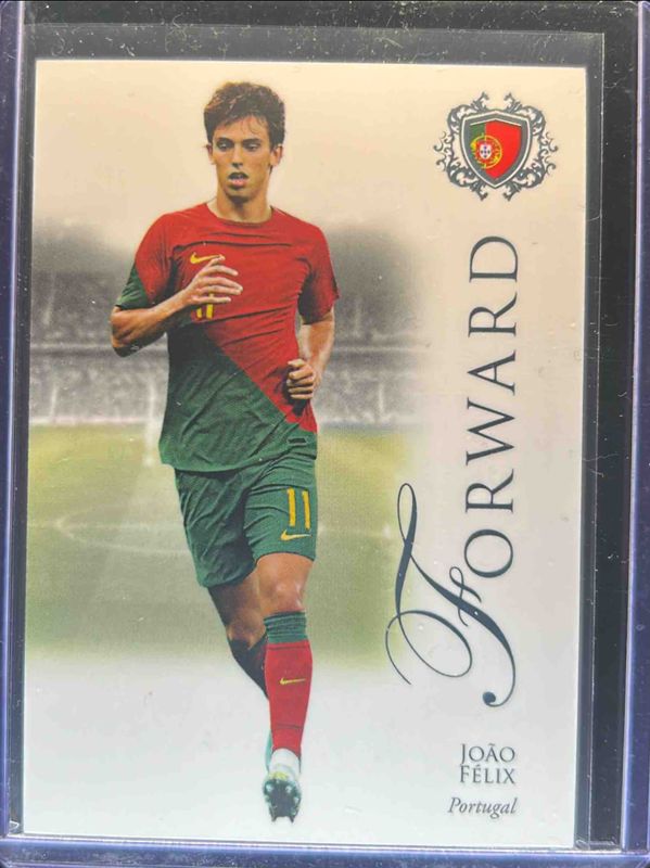 2023 Futera Unique World Football #065 Silver /69