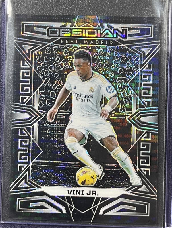 Vinicius Jr. 2023 Obsidian #195 Electric Etch White Pulsar /11 RAW