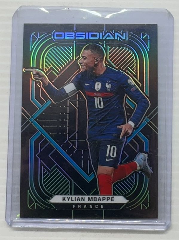 Kylian Mbappe 2021 Obsidian #21 Electric Etch Neon Blue Flood /12 RAW