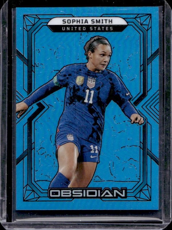 Sophia Smith 2022 Obsidian #181 Electric Etch Neon Blue Flood /12 RAW
