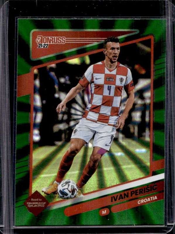 Ivan Perisic 2021 Donruss #44 Holo Green Laser RAW