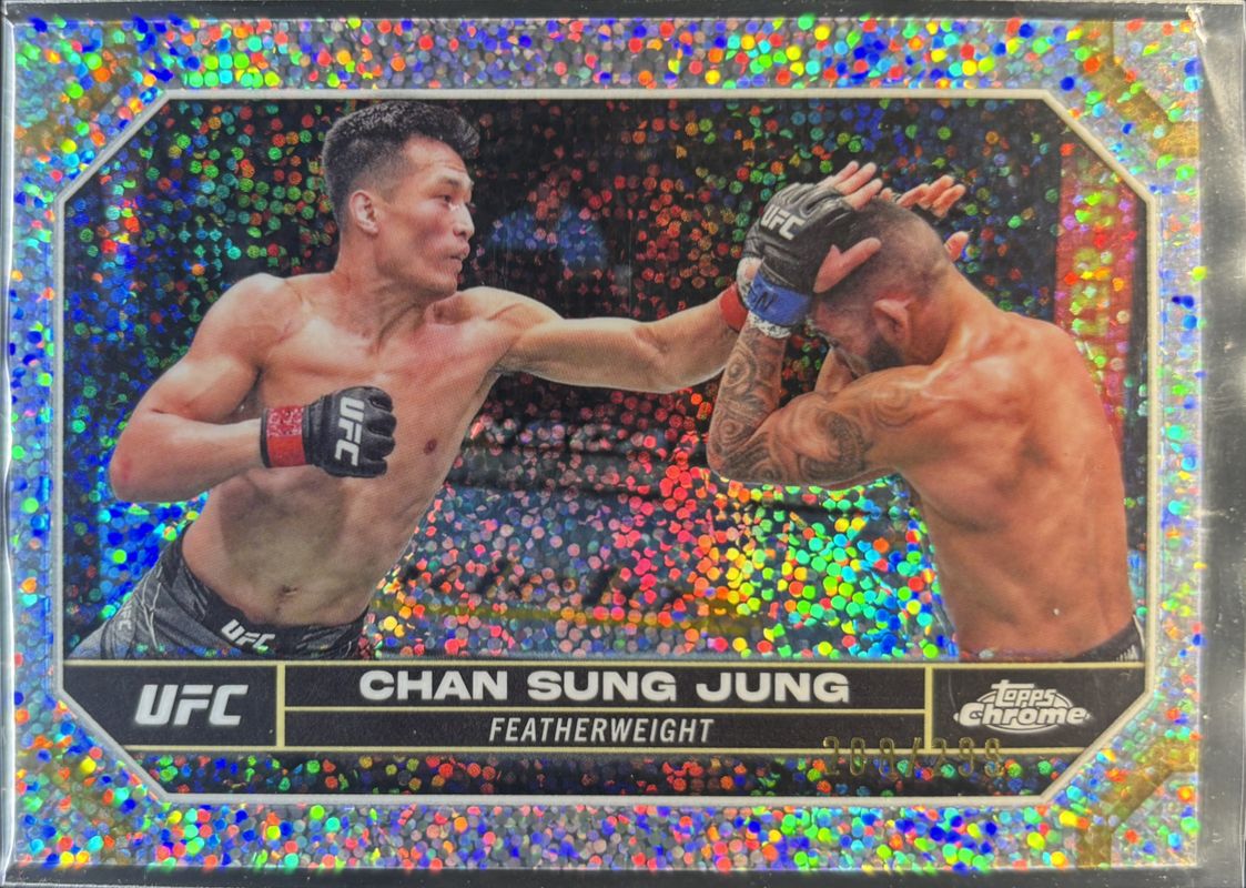 Chan Sung Jung 2024 Topps Chrome UFC #41 Speckle Refractor /299 RAW