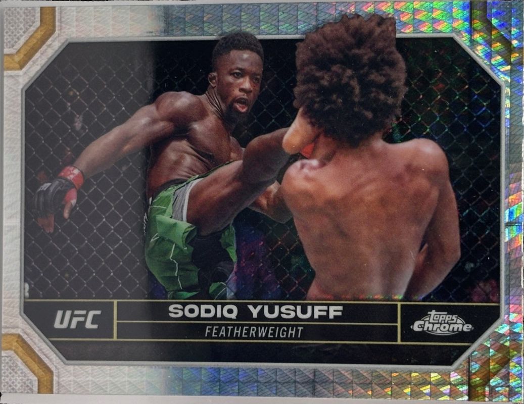 2024 Topps Chrome UFC #178 Prism Refractor