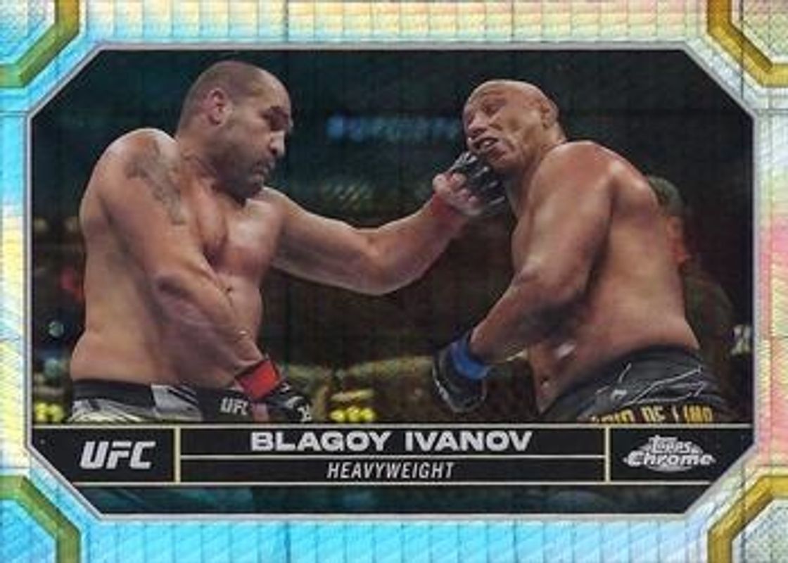 2024 Topps Chrome UFC #28 Prism Refractor