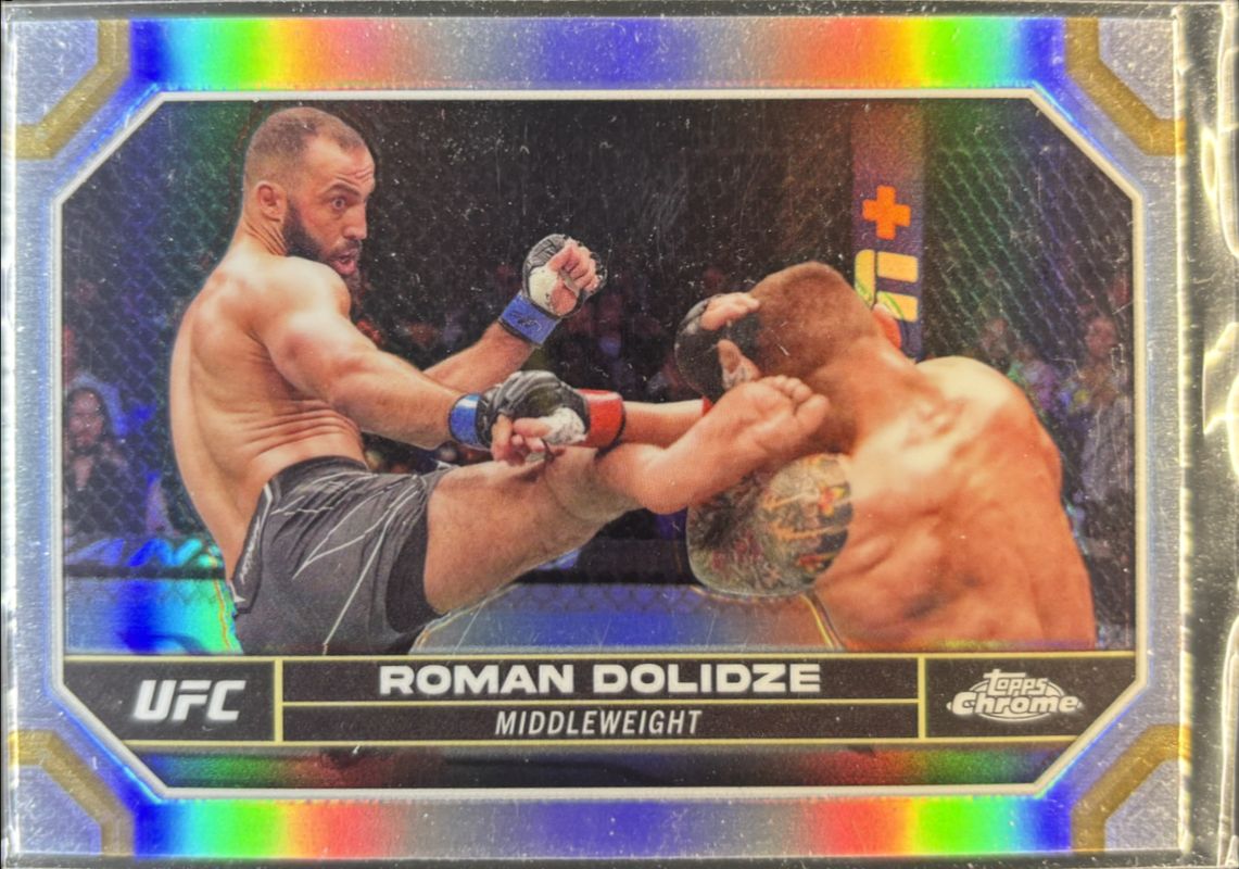 Roman Dolidze 2024 Topps Chrome UFC #167 Refractor RAW