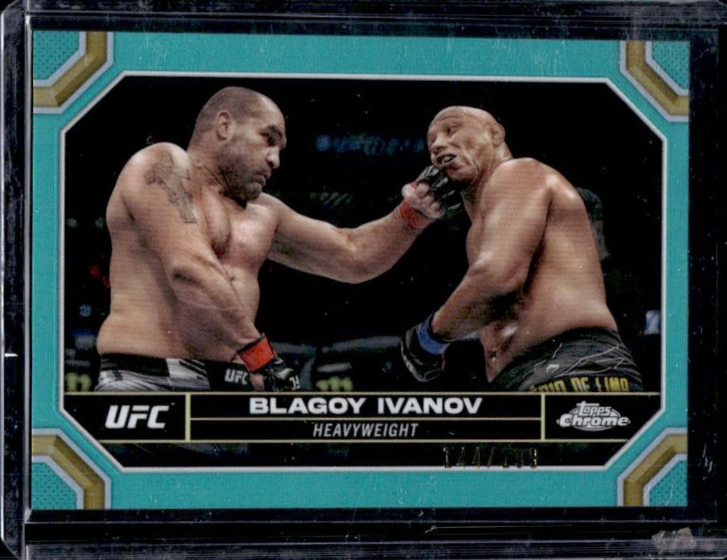 2024 Topps Chrome UFC #28 Aqua Refractor /199