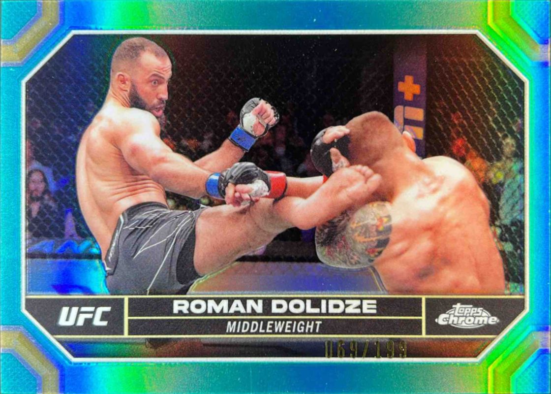 Roman Dolidze 2024 Topps Chrome UFC #167 Aqua Refractor /199 RAW