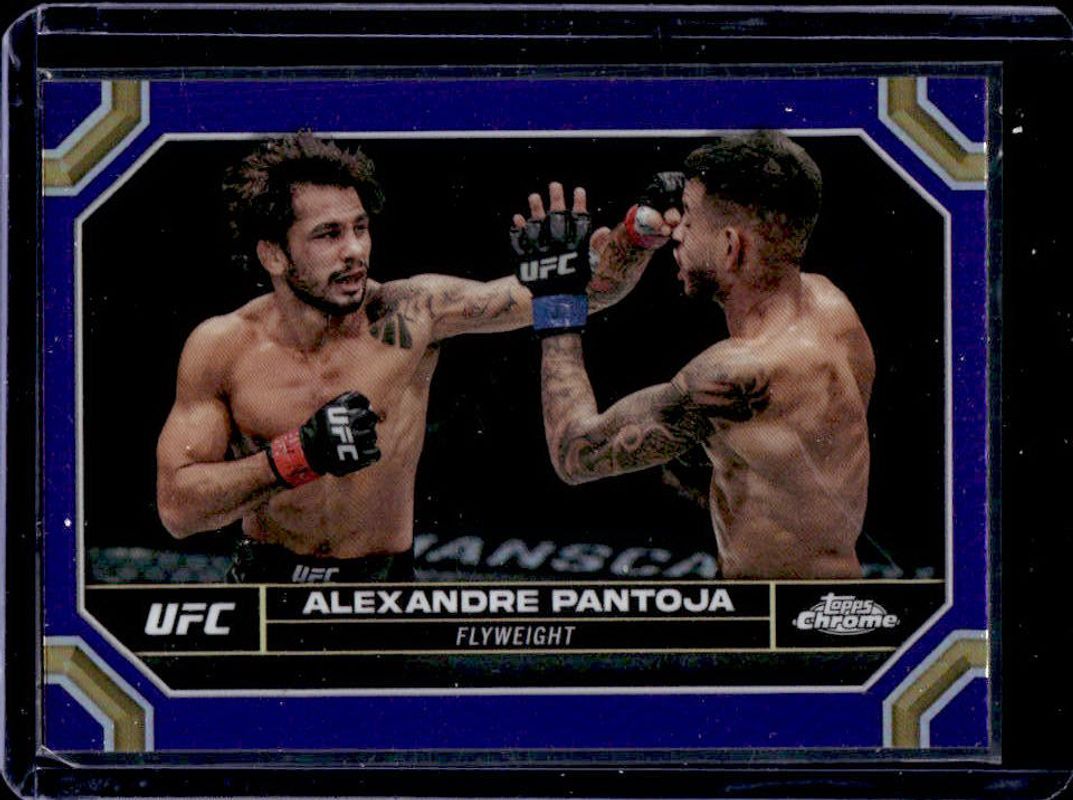Alexandre Pantoja 2024 Topps Chrome UFC #10 Purple Refractor RAW