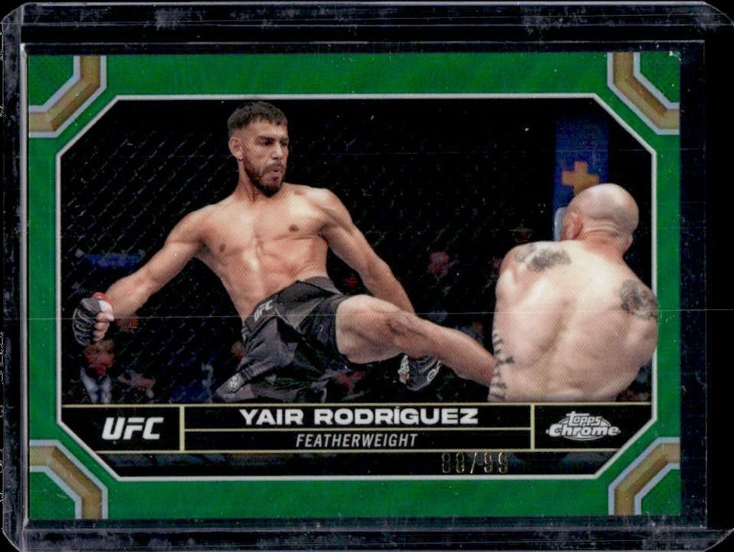 Yair Rodriguez 2024 Topps Chrome UFC #197 Green Refractor /99 RAW