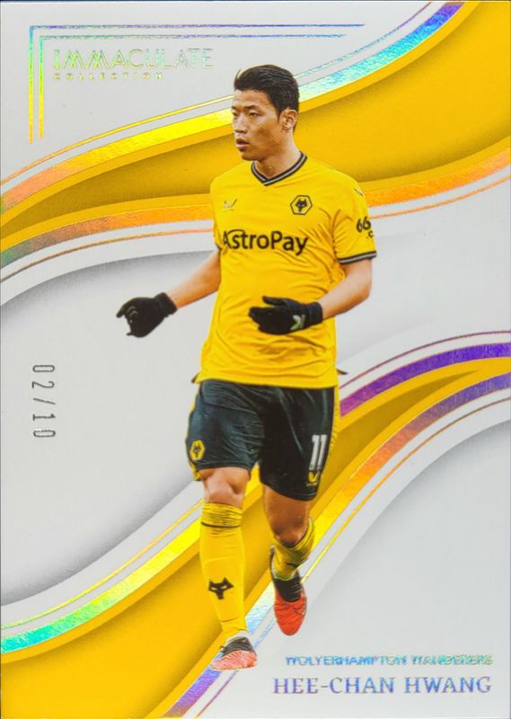 Hee-Chan Hwang 2023 Immaculate #249 Gold /10 RAW
