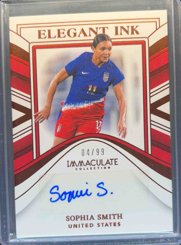 Sophia Smith 2023 Immaculate #EI-SS Elegant Ink RAW