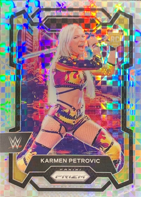 2024 Prizm WWE #107 Lucky Envelopes /8