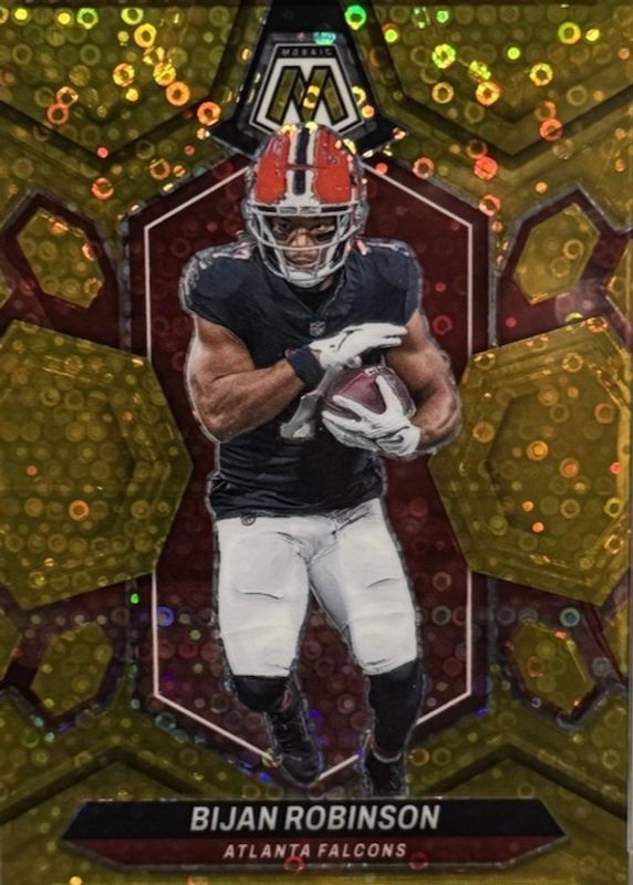 Bijan Robinson 2024 Mosaic #9 No Huddle Gold /10 RAW