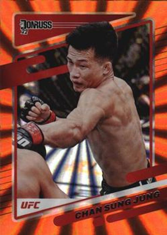 Chan Sung Jung 2022 Donruss UFC #75 Holo Orange Laser RAW