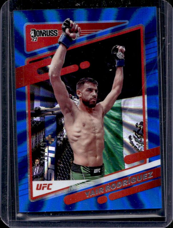 2022 Donruss UFC #70 Holo Blue Laser /49