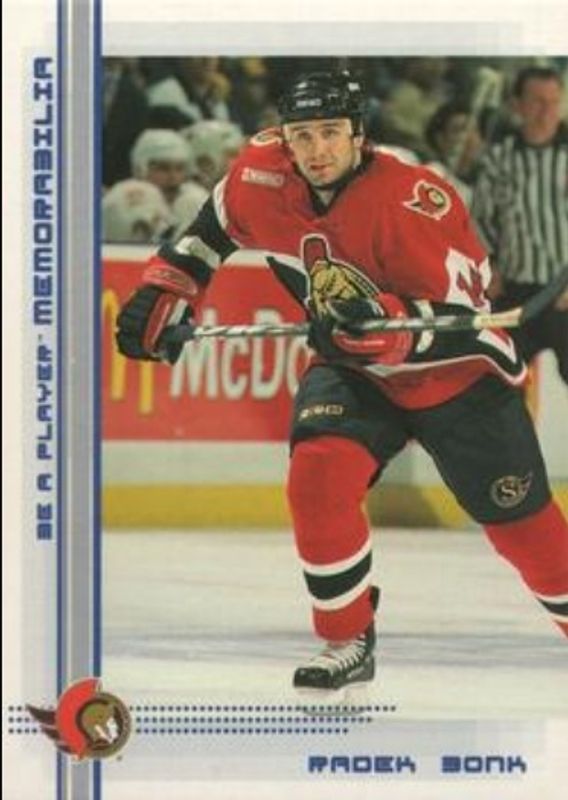 2000 In The Game Be a Player Memorabilia #105 Sapphire /100