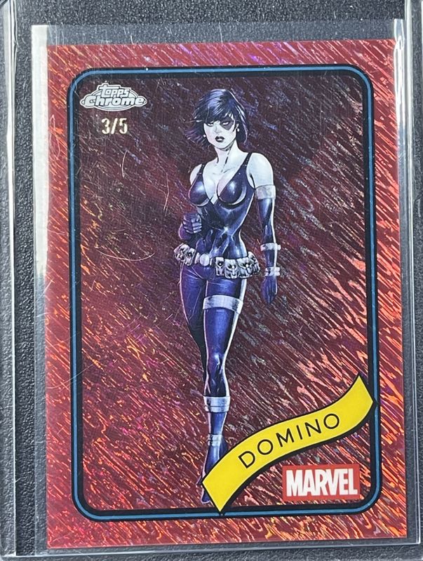 Domino 2025 Topps Chrome #154 Red Wave Refractor /5 RAW