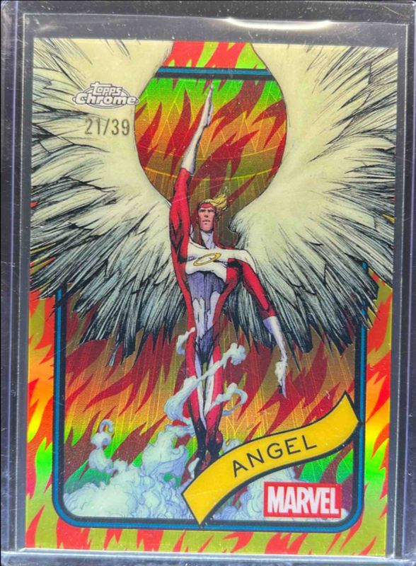 Angel 2025 Topps Chrome #186 Human Torch Refractor /39 RAW