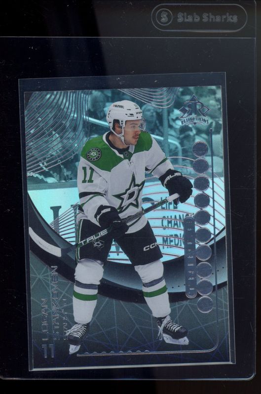 2024 Upper Deck Extended Series #TDR-16 Triple Dimensions Reflections