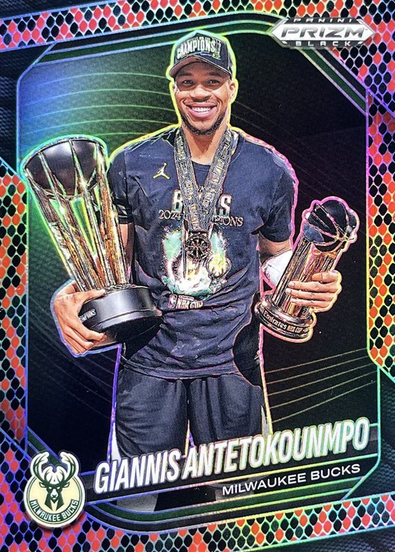 Giannis Antetokounmpo 2024 Prizm Black #159 Snakeskin /(SSP) RAW