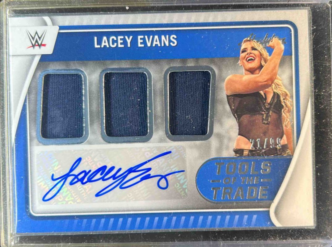 2022 Chronicles WWE #TT-LEV Tools of the Trade Signatures /99