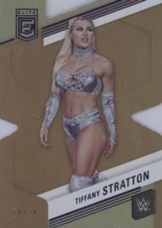 Tiffany Stratton 2023 Elite WWE #99 Status Die-Cut /24 RAW