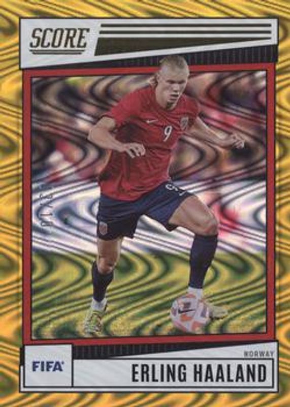 Erling Haaland 2022 Score FIFA #120 Gold Swirl /10 RAW
