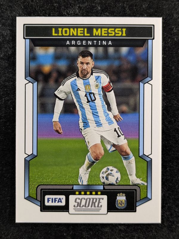 Lionel Messi 2023 Score FIFA #1 Base Price Guide - Sports Card Investor
