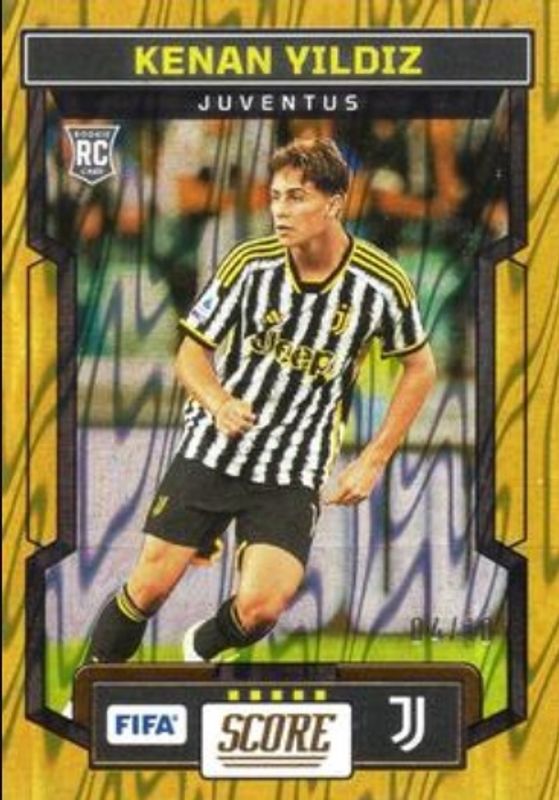 Kenan Yildiz 2023 Score FIFA #125 Gold Swirl /10 Rookie RAW