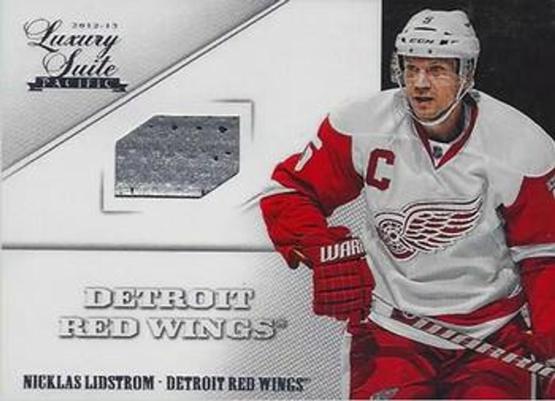 2012 Panini Rookie Anthology #32 Pacific Luxury Suite Memorabilia