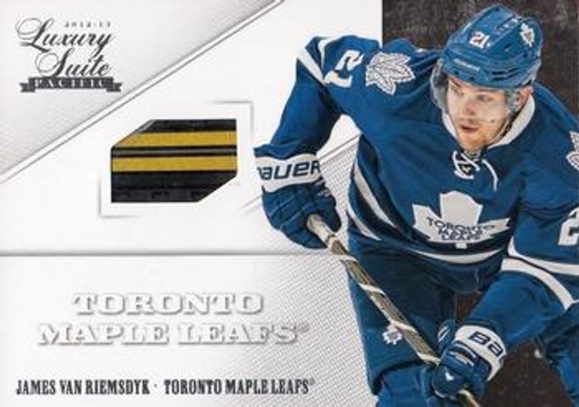 2012 Panini Rookie Anthology #18 Pacific Luxury Suite Memorabilia