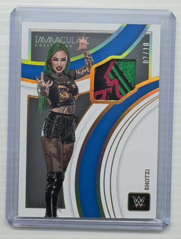 Shotzi 2022 Immaculate WWE #SS-SHZ Superstar Swatches - Gold /10 Price ...