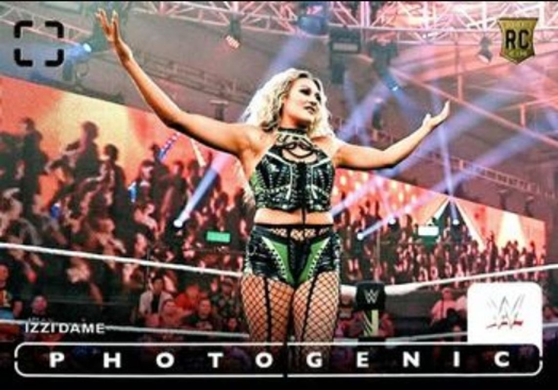 2024 Photogenic WWE #32 Base