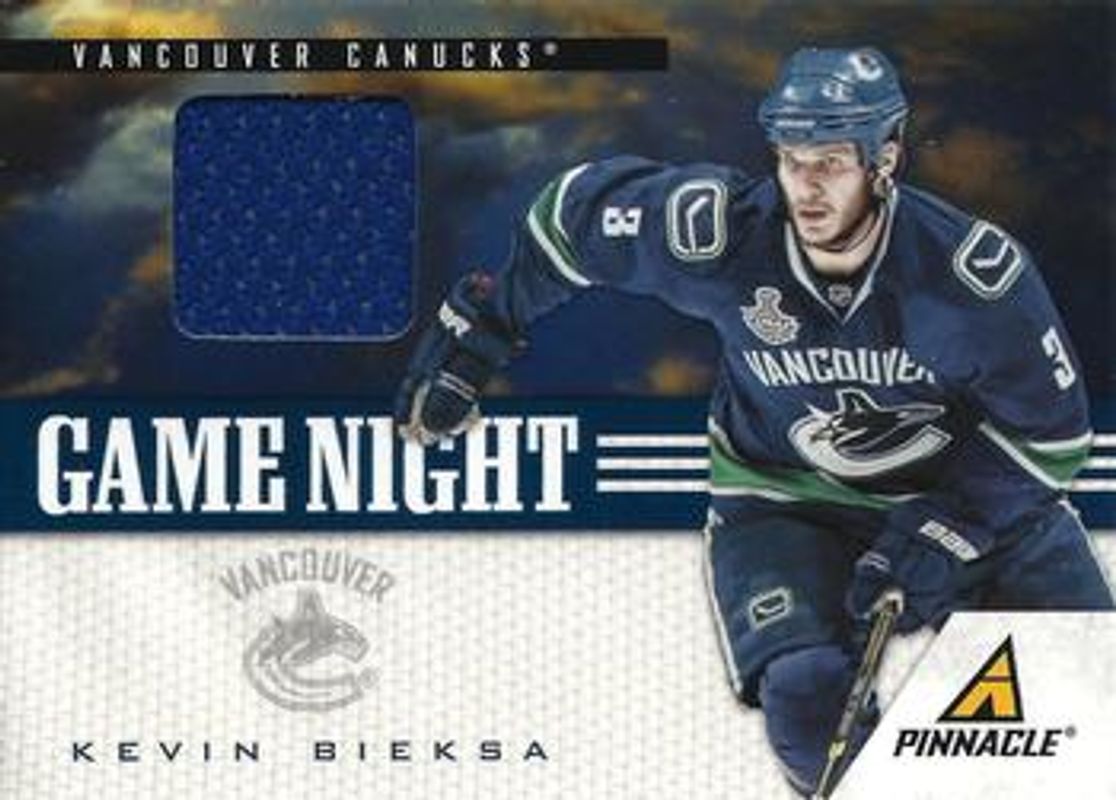 2011 Pinnacle #19 Game Night Materials