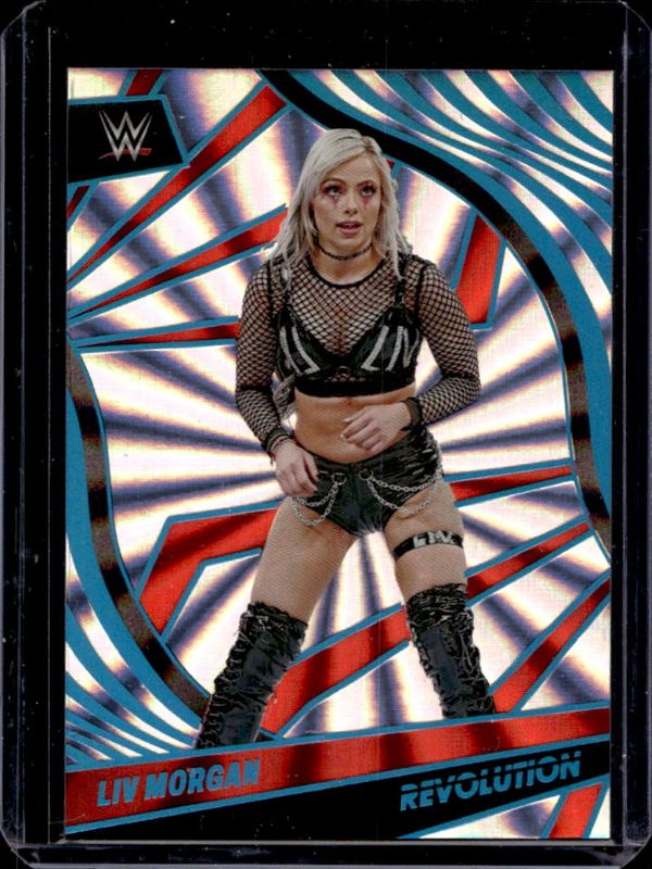 Liv Morgan 2022 Revolution WWE #70 Sunburst /99 RAW