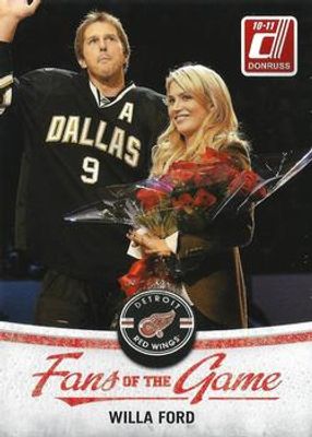 2010 Donruss #5 Fans of the Game