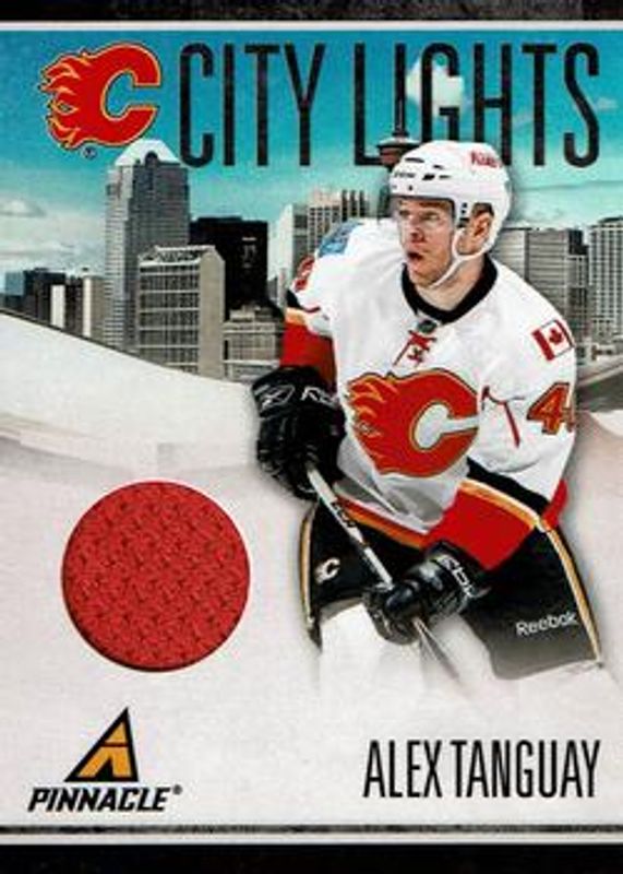 2010 Pinnacle #41 City Lights Materials /499