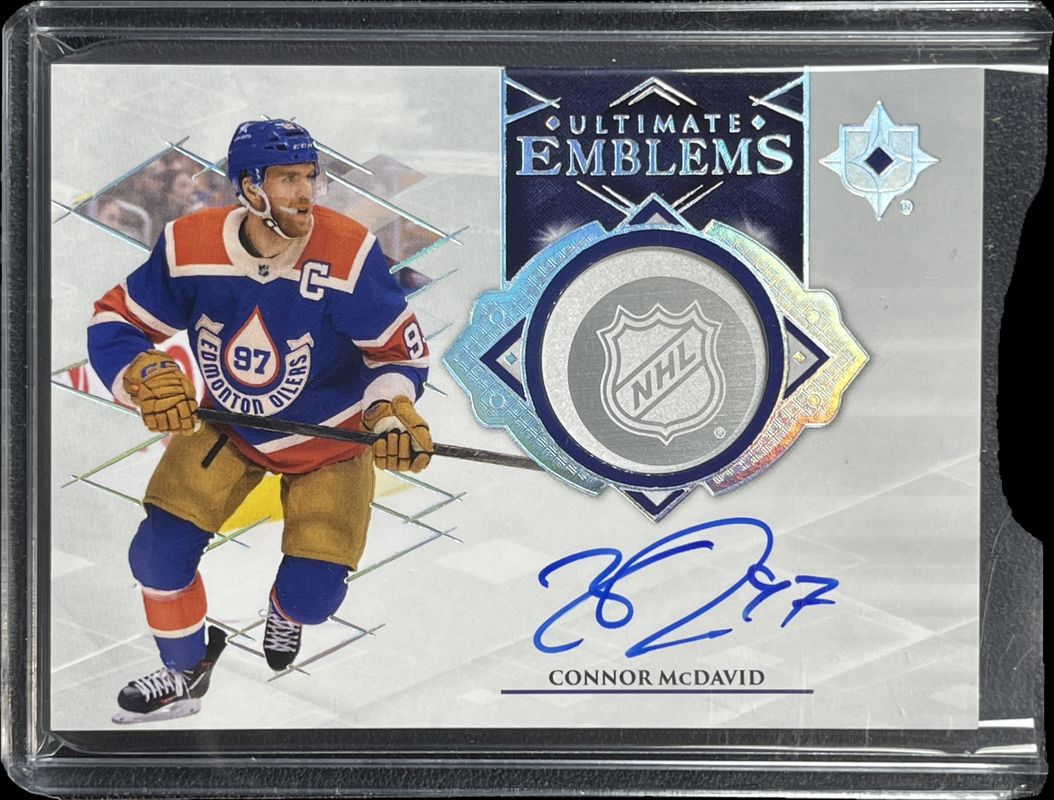 Connor McDavid 2023 Ultimate Collection #UE-CM Ultimate Emblems - Auto RAW