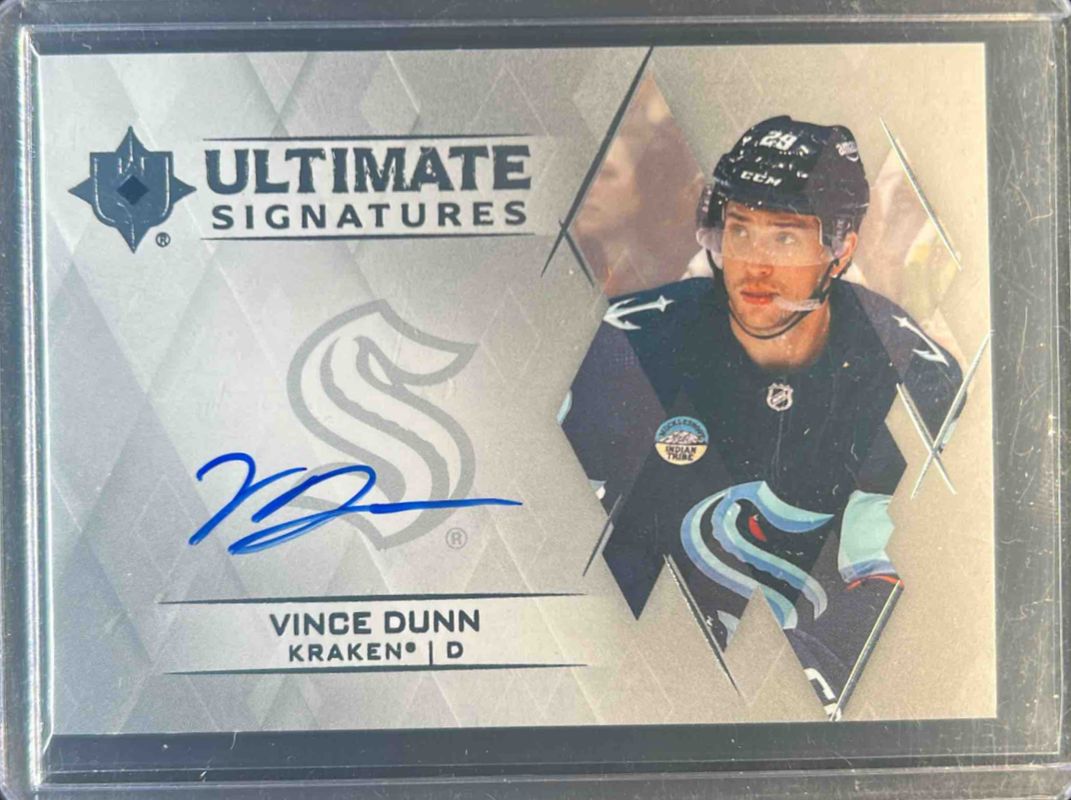2023 Upper Deck Ultimate Collection #US-VD Ultimate Signatures